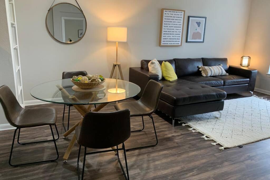 Newly Furnished 1Br Apartment W/ Hermann Park View Houston Exterior foto